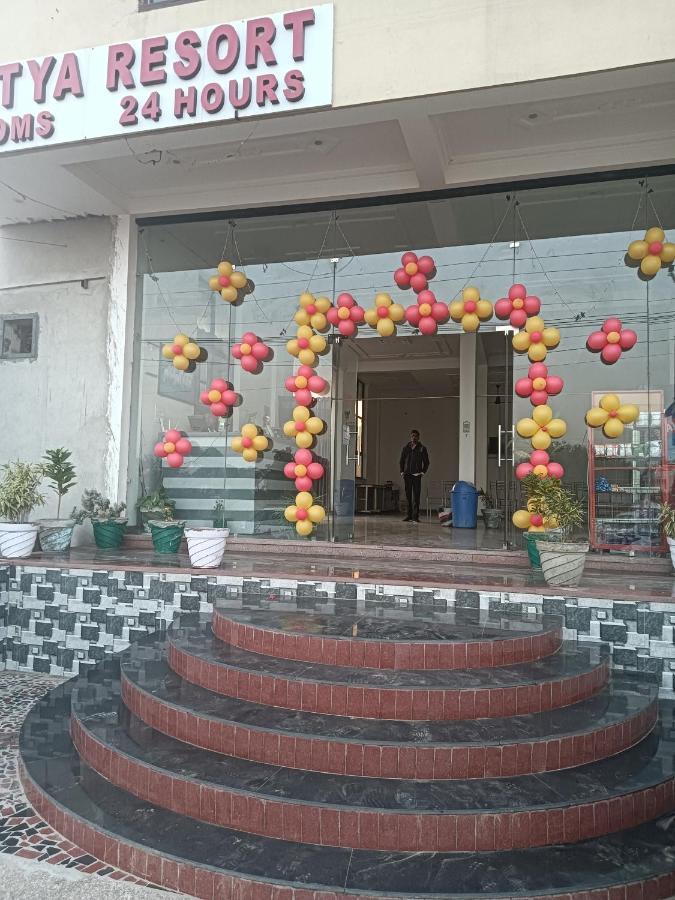 Athitya Hotel And Resort Sikar Екстер'єр фото